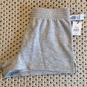 Aritiza- TNA AIRY FLEECE Perfect Short